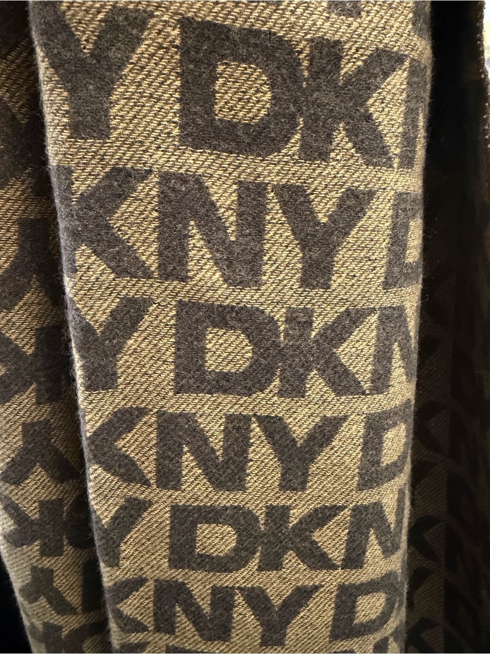 Brand NWT DKNY scarf